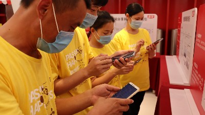 ������ʳ���껪�˶��������������OA֪ʶ�������ڿ�չ