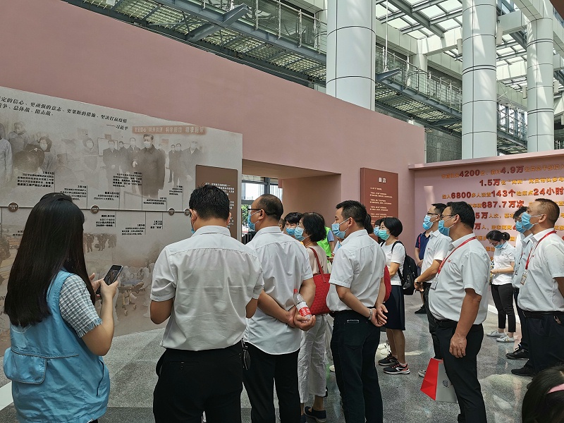 ս���ߡ���ʵ������������������ѵ�֧����ǰ�߿���Ӣ���¾�