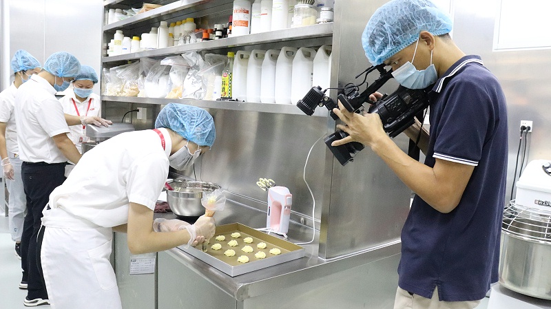 ʯ�����ż��߲ɷ�55���� (1)