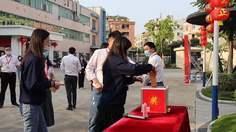 ���������ܼ��װ���������������Ա��Я�ֹ���